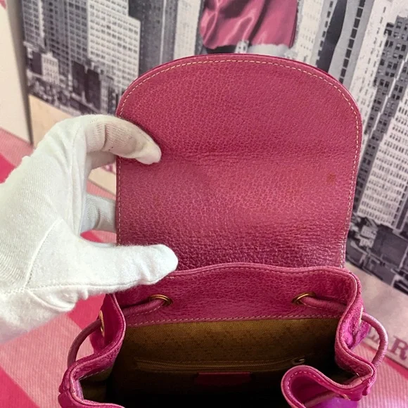 Gucci Suede and bamboo Backpack in pink - Picture 13 of 16